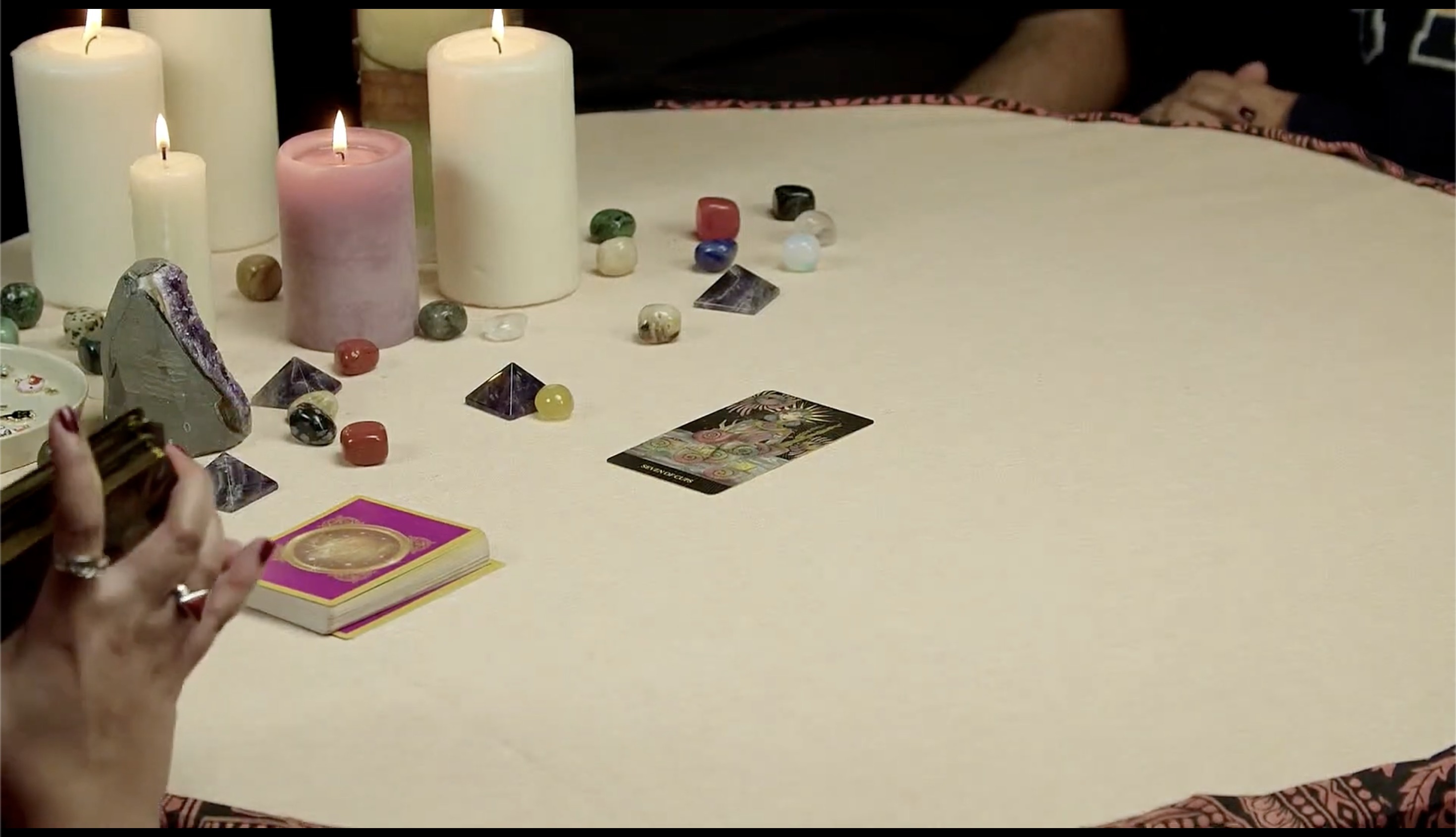 Tarot Typical Live Show: still 6