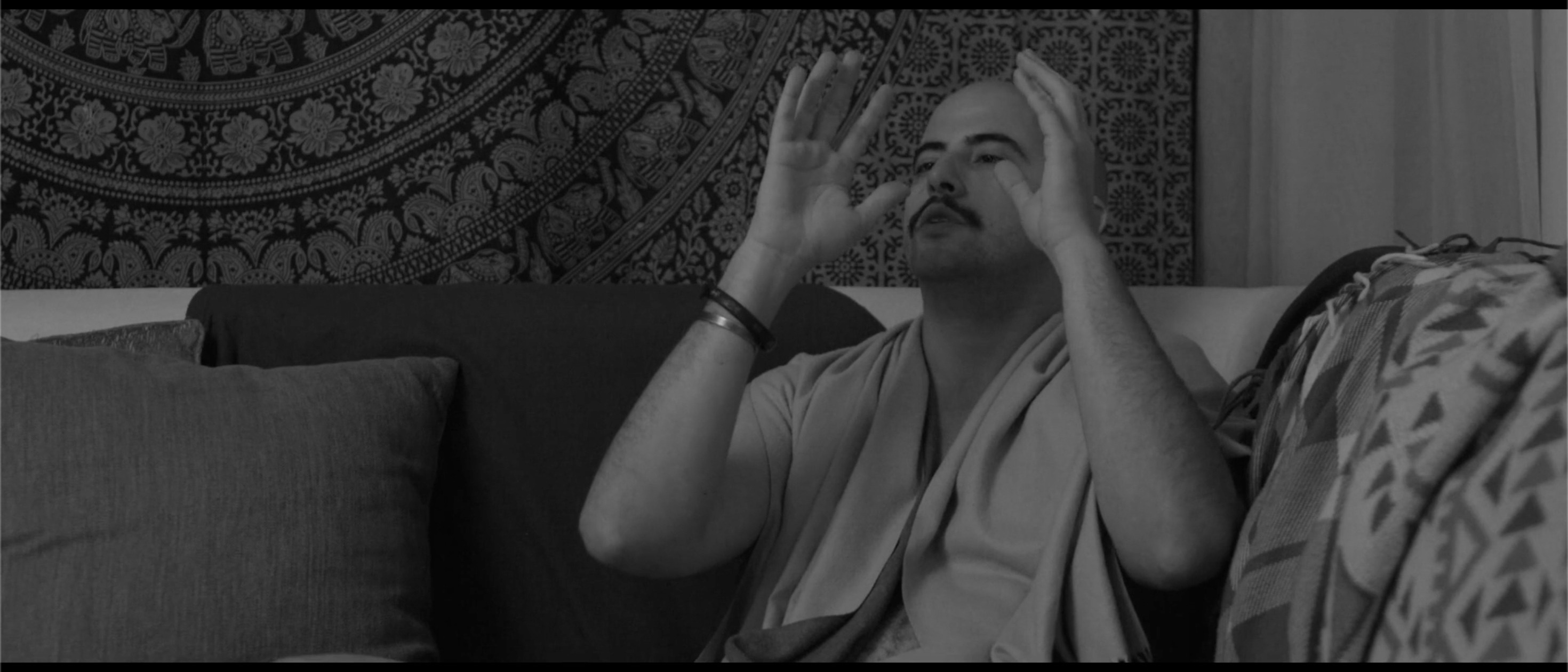 Mooned: still 3