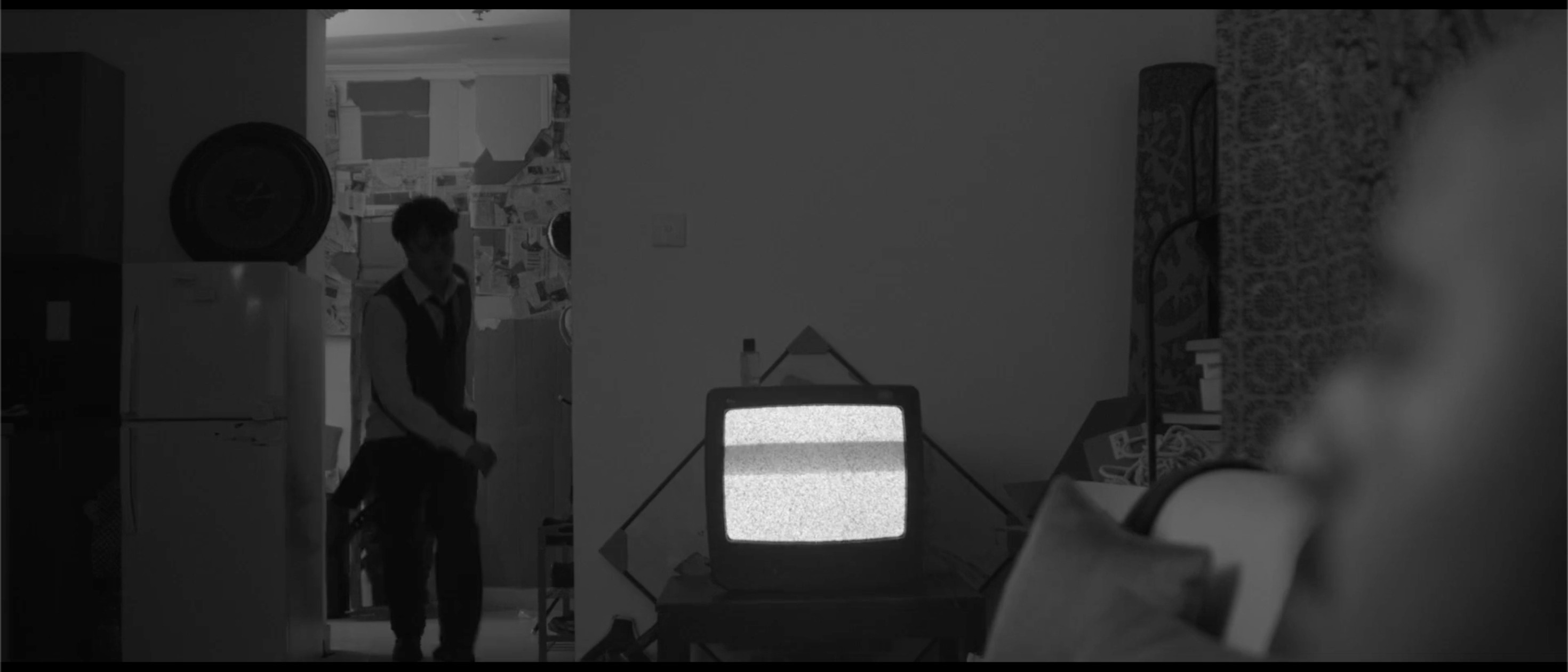 Mooned: still 8